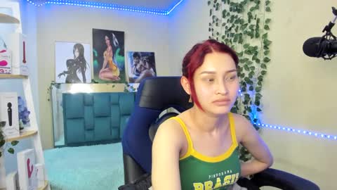 naomy online show from 02/19/25, 02:01