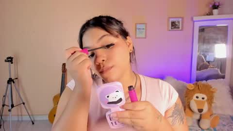 NAOMY online show from 06/01/26, 08:21