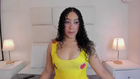 naomycambels online show from 07/07/26, 07:07