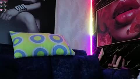 Snapshot of naomycole_ chatting on 10/29/25, 12:24 Naomy Cole online show from 10/29/25, 12:24