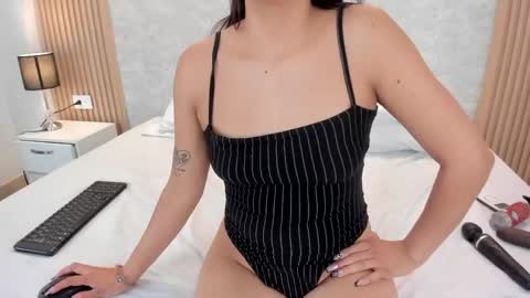 NAOMY  online show from 04/29/26, 05:30
