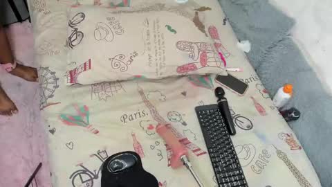 Naomyfoxx online show from 05/06/26, 05:14