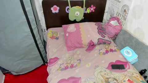 Naomyfoxx online show from 07/01/26, 09:00