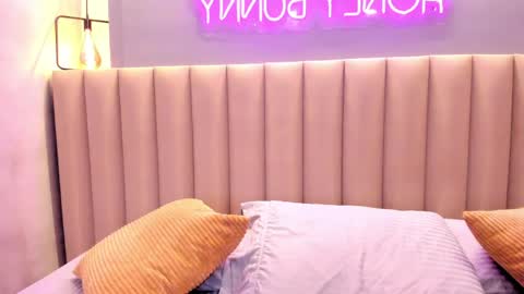 Snapshot of naomymonroe_ chatting on 04/11/26, 10:03 Naomy online show from 04/11/26, 10:03