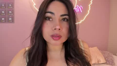 Snapshot of naomymonroe_ chatting on 05/02/26, 10:53 Naomy online show from 05/02/26, 10:53