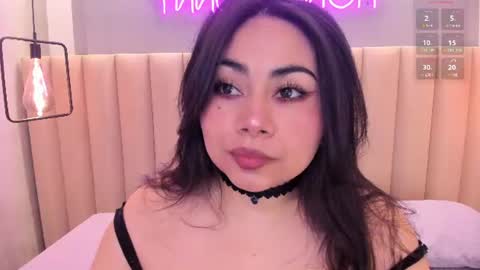 Naomy  online show from 06/22/26, 10:56