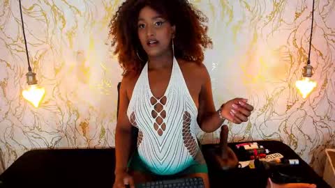 Naomy online show from 10/02/25, 08:49
