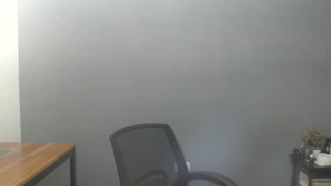 nappadel85 online show from 06/17/26, 11:27