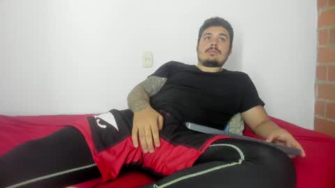 Snapshot of narciso_kh chatting on 06/10/26, 03:07 deibyd online show from 06/10/26, 03:07