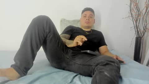 Snapshot of narciso_kh chatting on 06/27/26, 07:57 deibyd online show from 06/27/26, 07:57