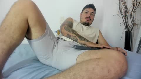 Snapshot of narciso_kh chatting on 07/14/26, 05:18 deibyd online show from 07/14/26, 05:18