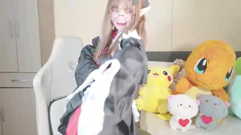 Snapshot of naree_masaki chatting on 10/31/25, 02:29 Naree online show from 10/31/25, 02:29