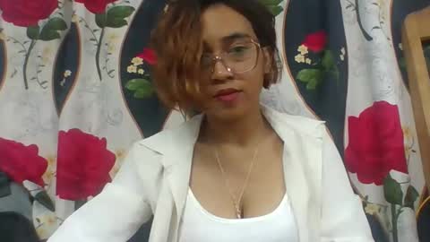 Snapshot of narindra884634 chatting on 04/23/26, 12:29 narindra884634 online show from 04/23/26, 12:29