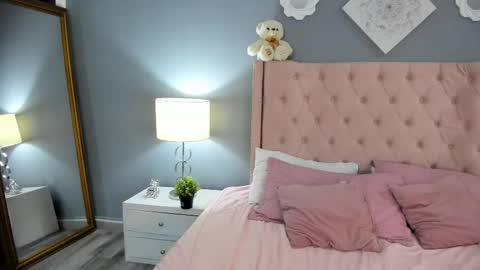 Snapshot of nashlyfontanna chatting on 02/10/26, 03:05 Nashly Fontana online show from 02/10/26, 03:05