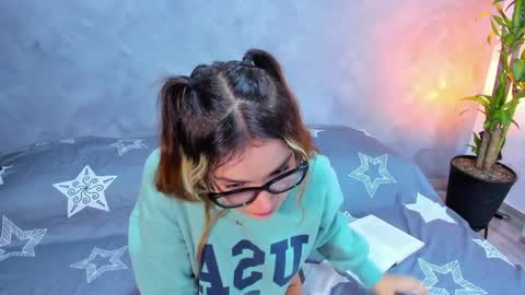Snapshot of nashlyfontanna chatting on 03/26/26, 03:34 Nashly Fontana online show from 03/26/26, 03:34