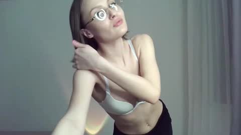 Snapshot of naslili chatting on 01/31/25, 04:25 Tina online show from 01/31/25, 04:25