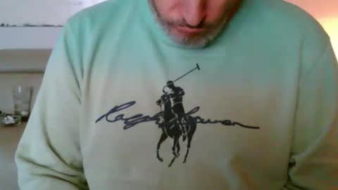 nassobout online show from 11/30/25, 09:08