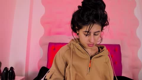 Snapshot of nastasha_nasty1 chatting on 11/18/25, 08:46 Maira online show from 11/18/25, 08:46