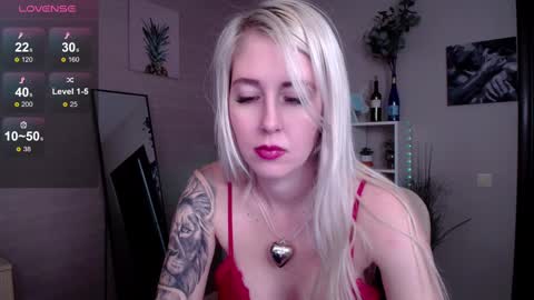Snapshot of nastasya_cute chatting on 02/10/25, 04:52 Nastya online show from 02/10/25, 04:52
