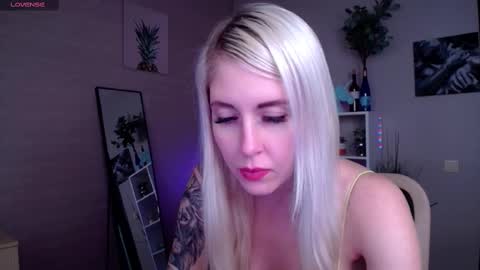 Snapshot of nastasya_cute chatting on 03/05/25, 04:45 Nastya online show from 03/05/25, 04:45