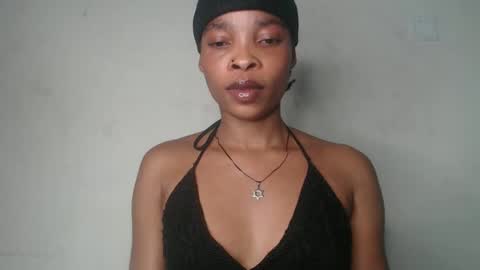 bella online show from 10/30/25, 09:26