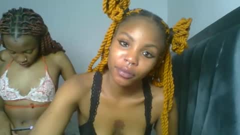 nasty_divah online show from 05/19/26, 06:25