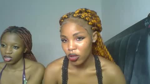 nasty_divah online show from 05/27/26, 06:21