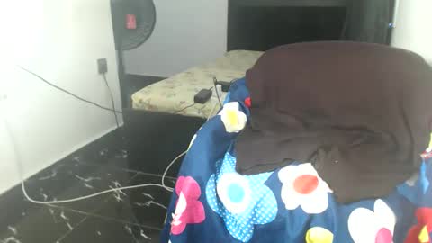 Snapshot of nasty_mamacita chatting on 12/02/25, 07:09 mamacita online show from 12/02/25, 07:09