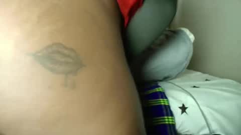 Snapshot of nasty_sweet_holes chatting on 11/28/25, 05:32 NESTER online show from 11/28/25, 05:32