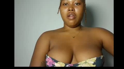 Snapshot of nastycunt_ chatting on 07/04/26, 05:13 Zanele online show from 07/04/26, 05:13