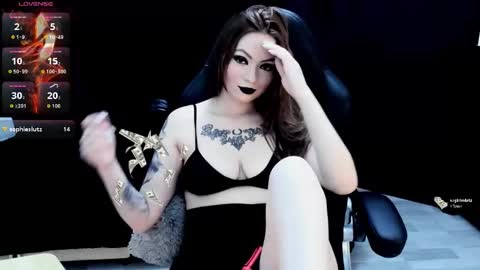 nastykatty_ online show from 11/28/25, 10:12