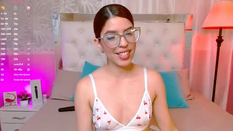   online show from 10/11/25, 08:18