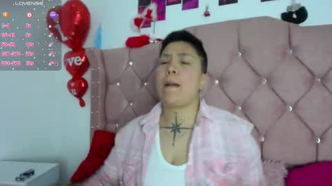 nat_evans8 online show from 05/30/26, 04:09