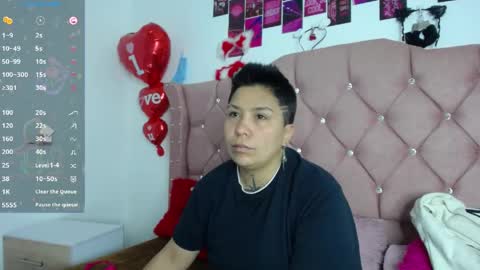 nat_evans8 online show from 06/07/26, 02:16