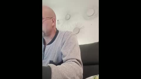 Snapshot of nata1974 chatting on 11/11/25, 07:52 nata1974 online show from 11/11/25, 07:52