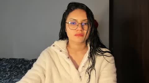 Camila online show from 12/30/24, 07:32