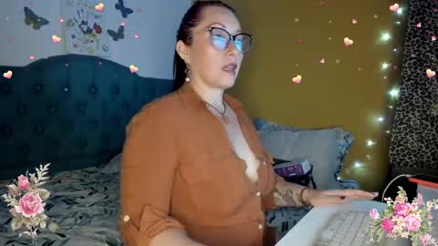 Natalia online show from 02/20/25, 12:08