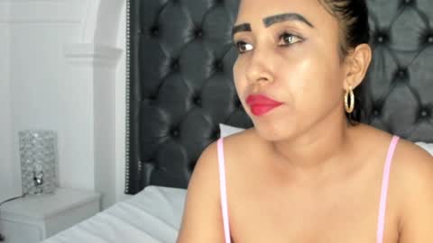 nata_santos online show from 01/04/25, 11:38