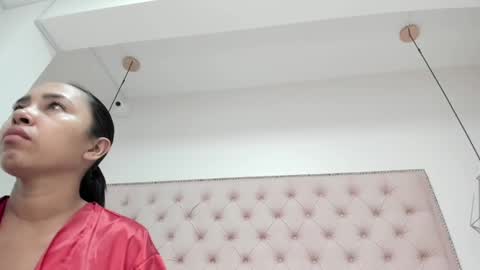 nata_santos online show from 02/19/25, 11:17