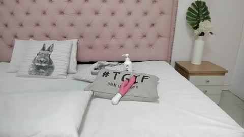 nata_santos online show from 02/23/25, 11:22