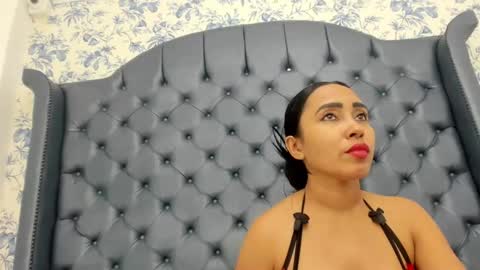 nata_santos online show from 03/01/25, 02:37