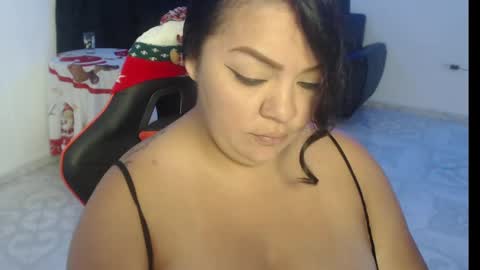 Nata Ramirez online show from 12/23/24, 07:06