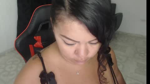 Nata Ramirez online show from 02/12/25, 10:46