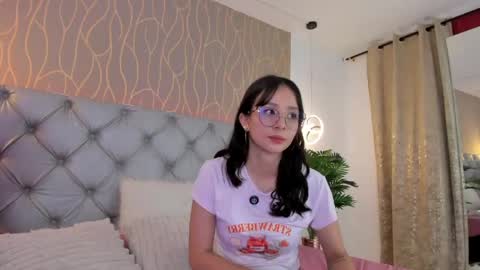 natalia online show from 05/22/26, 07:52