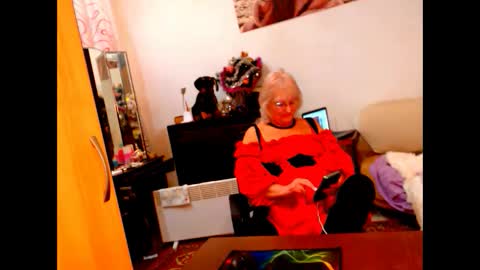 natali online show from 12/28/24, 12:35