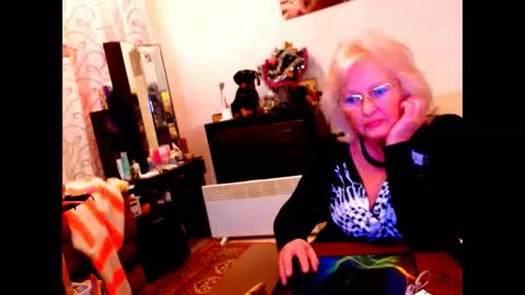natali online show from 12/30/24, 07:59