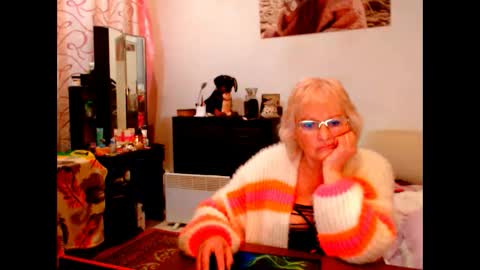 natali online show from 02/03/25, 08:24