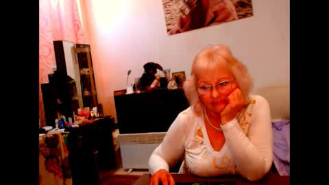 natali online show from 03/12/25, 08:41