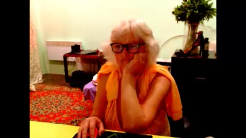 natali online show from 05/10/26, 08:08