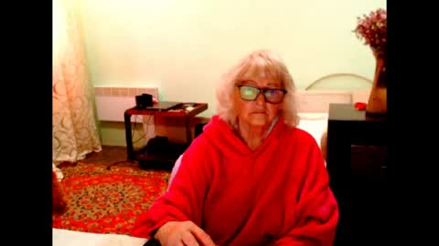 natali online show from 06/15/26, 10:17